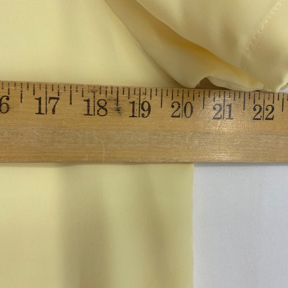 Truffles by VB Womens Small Vintage Pullover Blouse Pale Yellow Short Sleeves - Picture 5 of 6